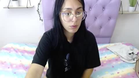 Snapshot of freyja_01 chatting on November 26, 10:11 pm Freyja online show from November 26, 10:11 pm