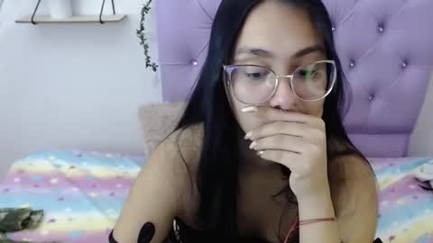 Snapshot of freyja_01 chatting on December 13, 10:48 pm Freyja online show from December 13, 10:48 pm