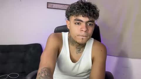 freyva_ online show from February 28, 9:16 pm