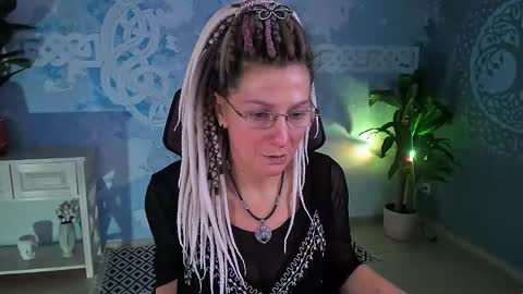 Snapshot of fridatander chatting on February 13, 5:25 am Frida Tander online show from February 13, 5:25 am