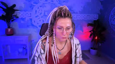 Snapshot of fridatander chatting on February 15, 5:15 am Frida Tander online show from February 15, 5:15 am