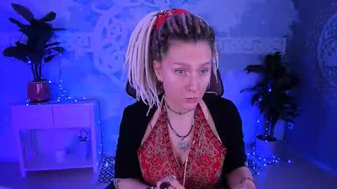 Snapshot of fridatander chatting on February 22, 5:08 am Frida Tander online show from February 22, 5:08 am