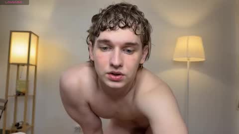 Snapshot of friday_gay_dude chatting on May 29, 3:48 am Andrew online show from May 29, 3:48 am