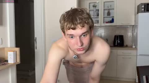 Snapshot of friday_gay_dude chatting on July 16, 8:15 pm Andrew online show from July 16, 8:15 pm