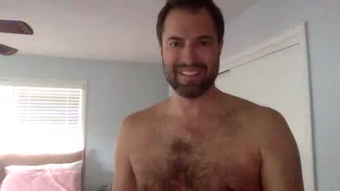 Snapshot of friskyfun123 chatting on April 10, 4:01 pm friskyfun123 online show from April 10, 4:01 pm