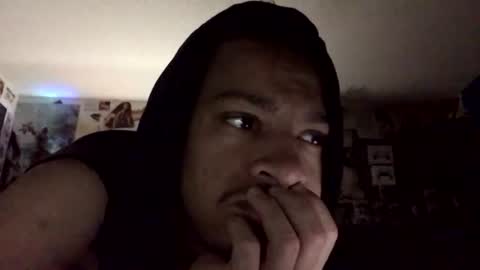 Snapshot of frozen232 chatting on August 2, 6:39 pm Fabian online show from August 2, 6:39 pm