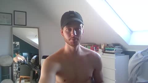 frozenyoga online show from January 11, 12:50 pm