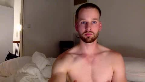 frozenyoga online show from September 19, 12:02 am