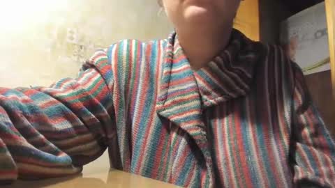 Snapshot of frumcake chatting on February 1, 12:29 am FrumCake online show from February 1, 12:29 am