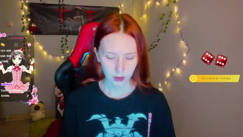 Snapshot of fruttitatti chatting on May 6, 7:19 pm fruttitatti online show from May 6, 7:19 pm