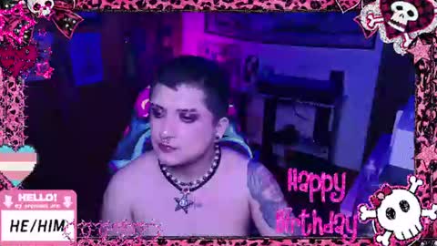 Snapshot of ftmbiggestclit chatting on June 30, 5:08 am Kevin online show from June 30, 5:08 am