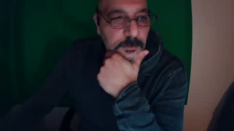 Snapshot of fuadmusa chatting on January 6, 9:54 pm fuadmusa online show from January 6, 9:54 pm
