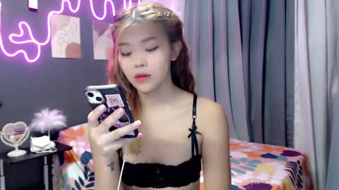 Snapshot of fuck_me_daddy1916404 chatting on May 27, 10:12 am fuck_me_daddy1916404 online show from May 27, 10:12 am