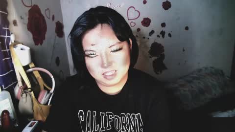 Snapshot of fuckable_marjj chatting on March 12, 12:42 am im marjj be nice to me online show from March 12, 12:42 am