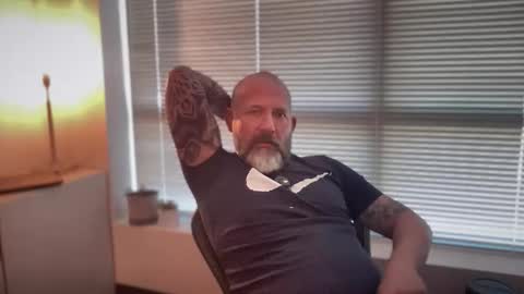 fuckadilf online show from May 3, 2:56 pm