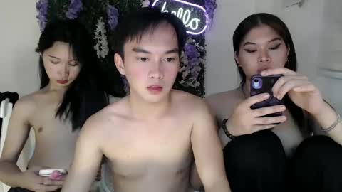   online show from February 13, 1:37 pm