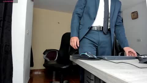 SERGIO THE SEX LAWYER online show from May 3, 4:07 am