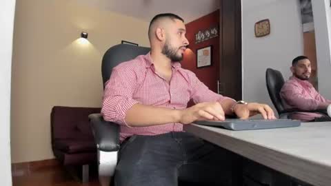 SERGIO THE SEX LAWYER online show from July 27, 3:02 am