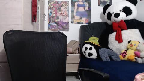 Mia and Gary  online show from September 20, 2:45 am