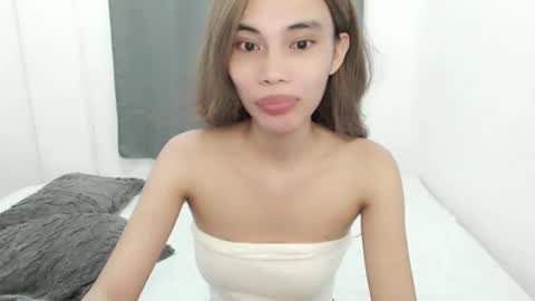 fuckingsexy143 online show from October 27, 12:58 am