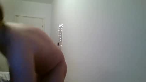 Snapshot of fuckmales chatting on November 26, 11:17 pm fuckmales online show from November 26, 11:17 pm