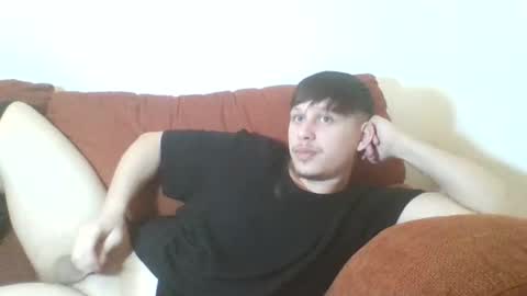 Snapshot of fuckmales21 chatting on April 9, 3:06 am fuckmales21 online show from April 9, 3:06 am