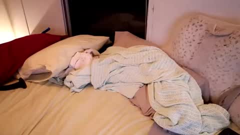 fuckmypussyplz1 online show from November 3, 1:40 am