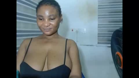 Snapshot of fuckxmypussy chatting on May 4, 9:44 pm fuckxmypussy online show from May 4, 9:44 pm