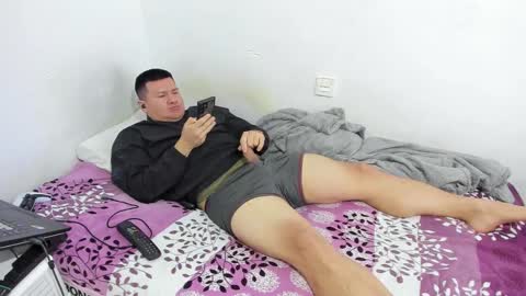 Snapshot of fuckynations chatting on February 24, 9:09 pm Fuckdirtymen online show from February 24, 9:09 pm