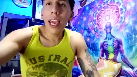 Snapshot of fuegolatino_priv chatting on August 5, 6:33 pm Latinfire vip online show from August 5, 6:33 pm