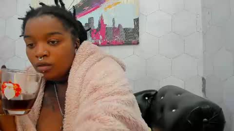 Snapshot of fuentes_anna chatting on September 29, 11:48 am Anna Fuentes online show from September 29, 11:48 am