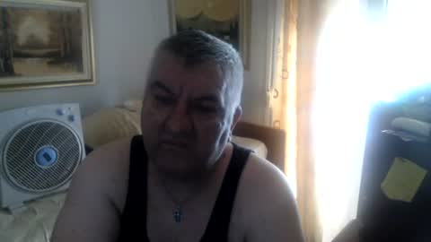 Snapshot of fukingcrazy chatting on June 12, 10:14 am fukingcrazy online show from June 12, 10:14 am