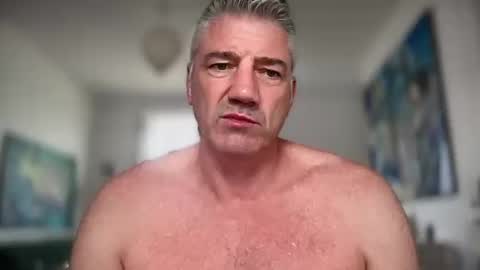 fullback_15 online show from August 2, 3:43 pm