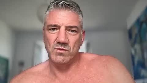 fullback_15 online show from August 6, 1:46 pm