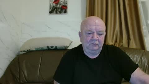 fullballs6 online show from March 6, 3:14 am