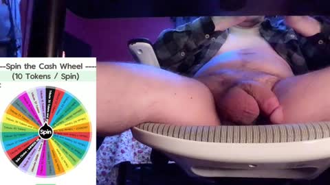 Snapshot of fullofkinks chatting on December 12, 9:04 pm Fullofkink online show from December 12, 9:04 pm