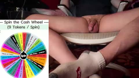 Snapshot of fullofkinks chatting on November 25, 8:31 pm Fullofkink online show from November 25, 8:31 pm