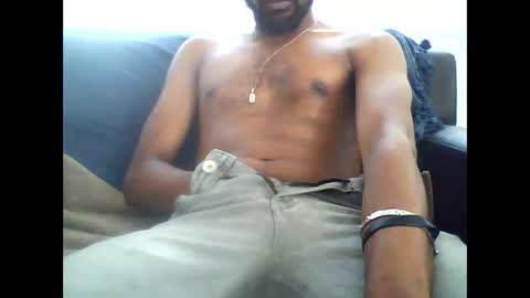 Snapshot of funandgames199350 chatting on December 15, 1:15 pm funandgames199350 online show from December 15, 1:15 pm