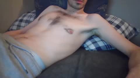 Snapshot of fundude1993 chatting on December 26, 5:40 pm fundude1993 online show from December 26, 5:40 pm