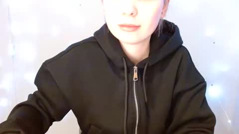 Emma online show from December 22, 8:00 am