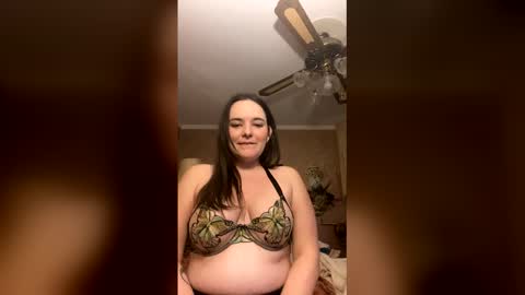 Snapshot of funghoul1031 chatting on March 27, 4:29 am funghoul1031 online show from March 27, 4:29 am