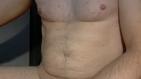 Snapshot of funguy1979100 chatting on March 7, 12:18 am funguy1979100 online show from March 7, 12:18 am