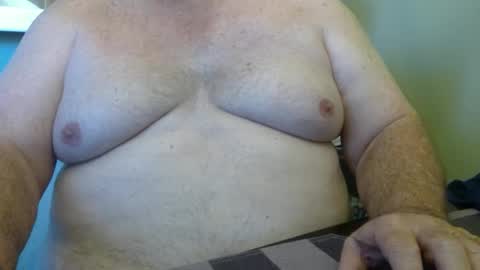 Snapshot of funlovinchub chatting on December 1, 7:25 pm funlovinchub online show from December 1, 7:25 pm