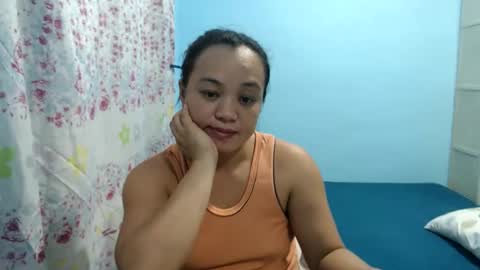 Snapshot of funluvnpinay4u chatting on May 10, 2:11 pm MAE online show from May 10, 2:11 pm