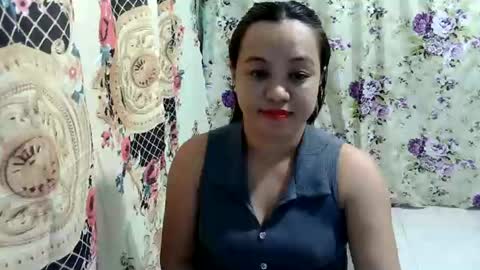 Snapshot of funluvnpinay4u chatting on June 23, 12:08 am MAE online show from June 23, 12:08 am