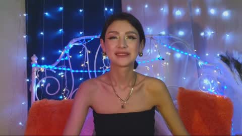 Tiffany online show from January 23, 1:19 am