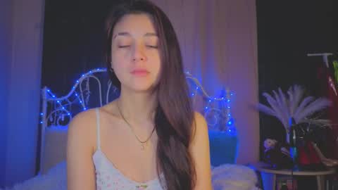 Tiffany online show from December 14, 1:22 am