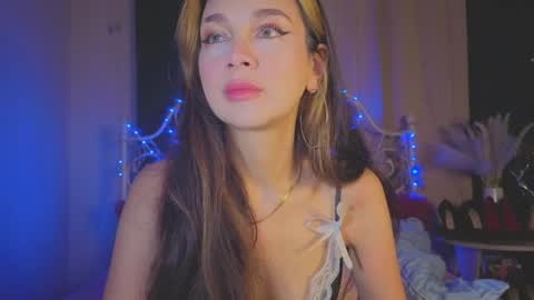 Snapshot of funny_whotsss chatting on May 29, 11:03 pm Tiffany online show from May 29, 11:03 pm