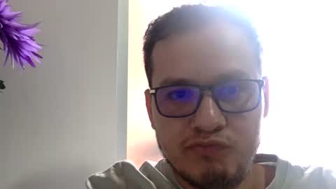 Snapshot of funnyboys18 chatting on November 11, 7:03 pm Zanty online show from November 11, 7:03 pm