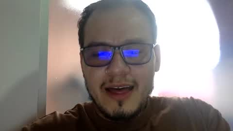 Snapshot of funnyboys18 chatting on December 16, 6:57 pm Zanty online show from December 16, 6:57 pm